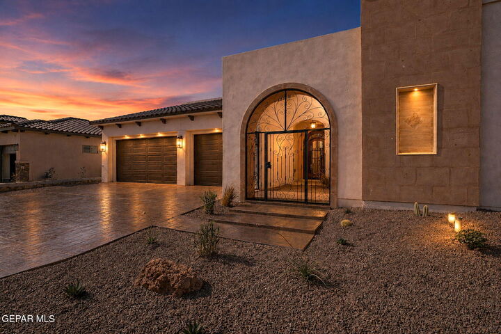 Property Photo: 401 Suleiman Drive TX 79932