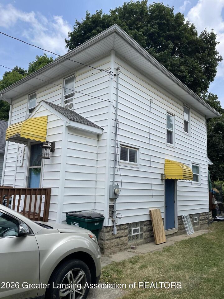 Property Photo: 740 Princeton Avenue MI 48915