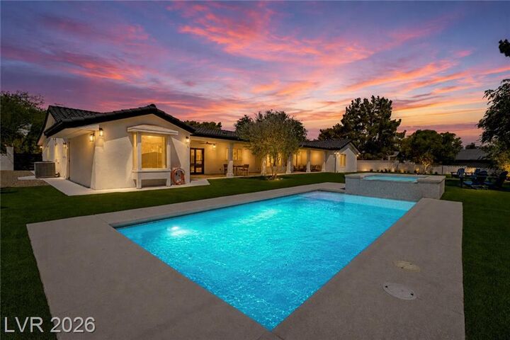 Property Photo: 6980 Mira Vista Street NV 89120