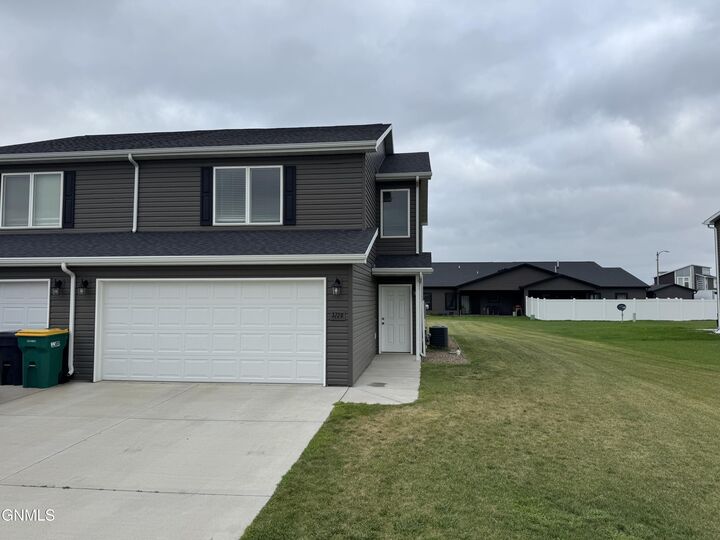 Property Photo:  3728 24th Street SE  ND 58554 