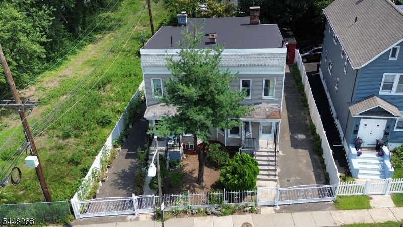 Property Photo: 22 Kensington Pl NJ 07017