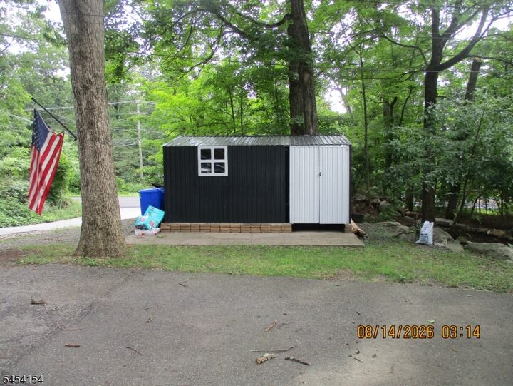 Property Photo: 4 Mohawk Trl NJ 07821