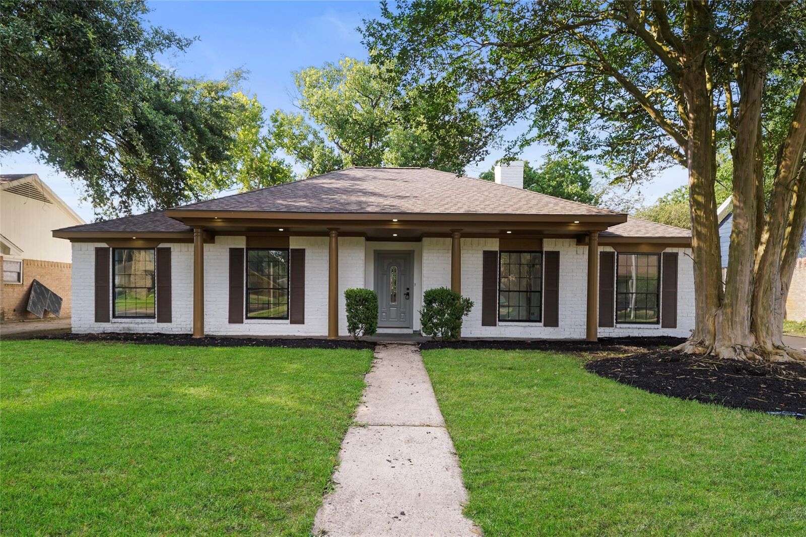 Property Photo: 6011 Green Falls Drive TX 77088