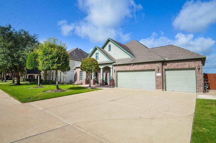 Property Photo: 8218 Silent River Drive TX 77406