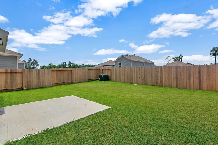 Property Photo: 25727 Boxwood Hedge Ln TX 77375