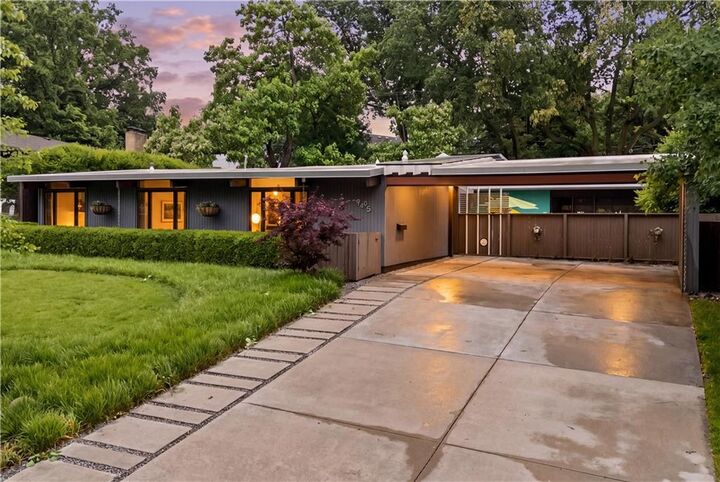 Property Photo:  9805 Aberdeen Drive  KS 66206 