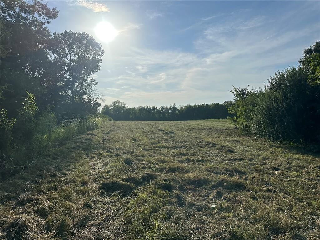 Property Photo:  S Deer Run Road  MO 64078 