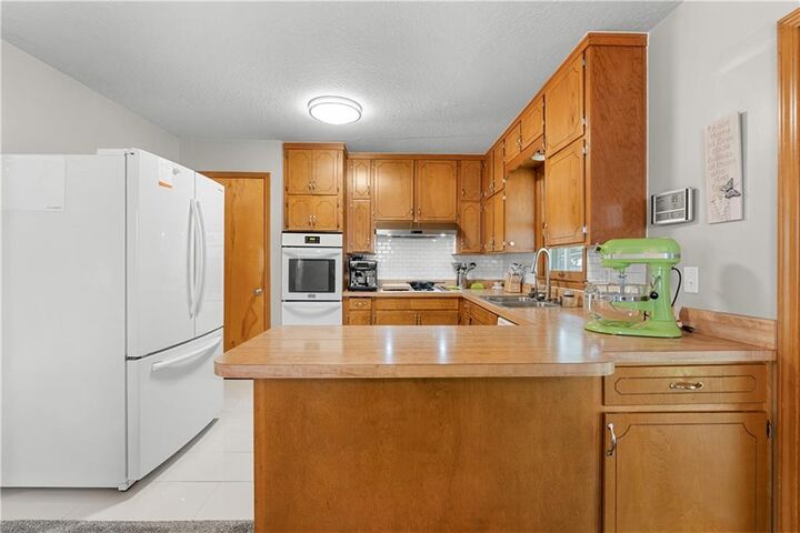 Property Photo:  4200 S McCoy Street  MO 64055 