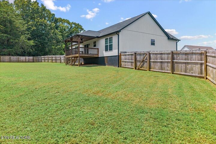 Property Photo: 110 Waterstone Court TN 37307