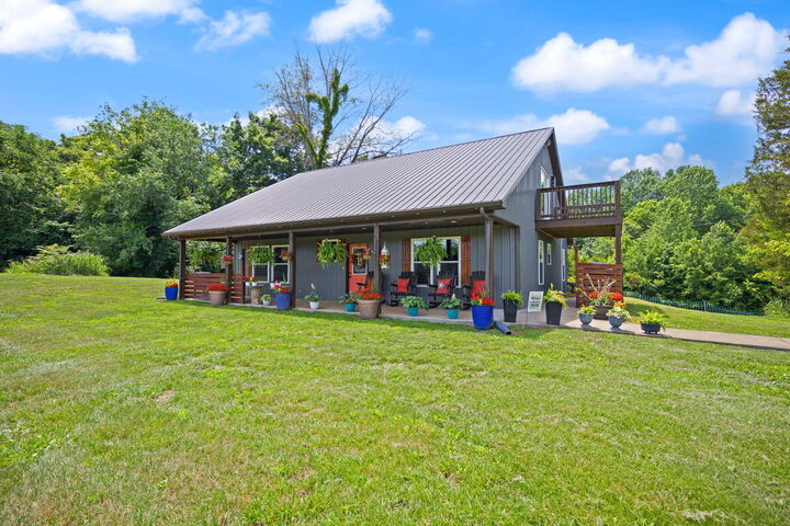 Property Photo:  1717 Halltown Road  KY 42722 