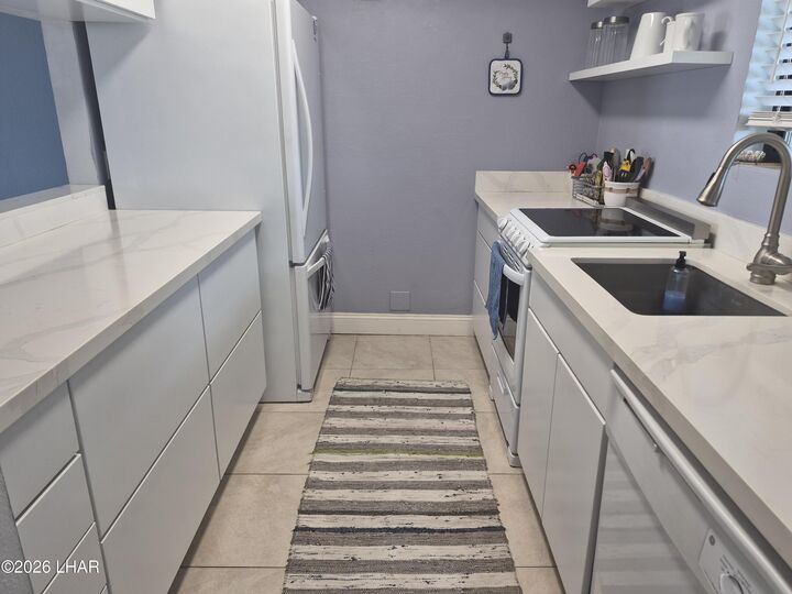 Property Photo:  353 N Lake Havasu Ave N C  AZ 86403 