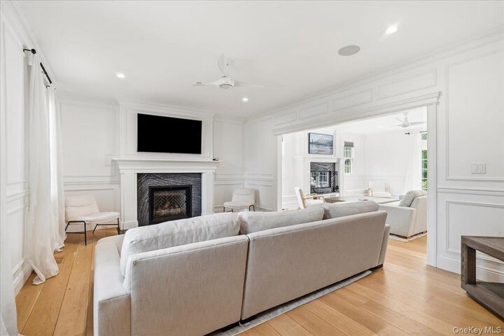Property Photo:  198 Kensington Road  NY 11530 
