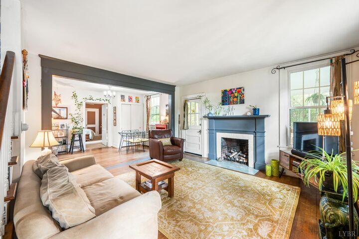 Property Photo:  1231 Oakwood Street  VA 24523 