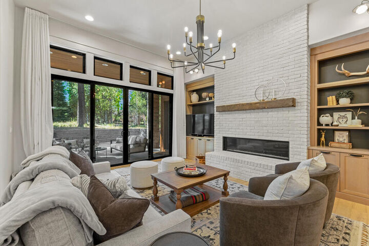 Property Photo:  1016 Violet Way  ID 83638 