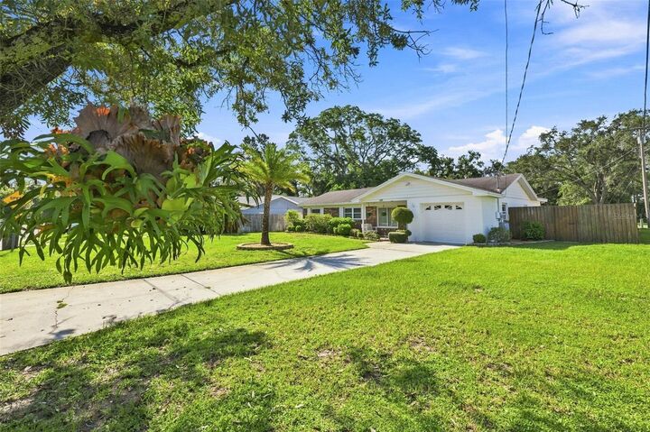 Property Photo:  518 W 129th Avenue  FL 33612 