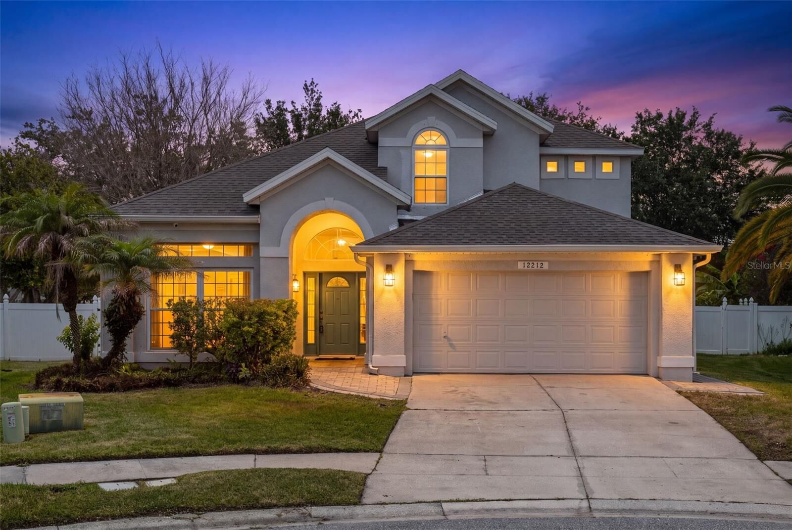 Property Photo: 12212 Holly Jane Court FL 32824