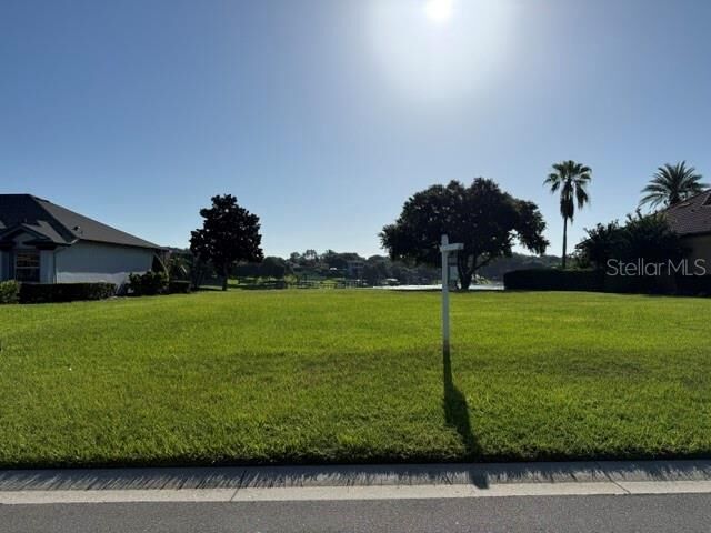 Property Photo:  906 Johns Point Drive  FL 34787 