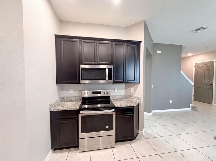 Property Photo:  1572 Astoria Arbor Lane  FL 32824 
