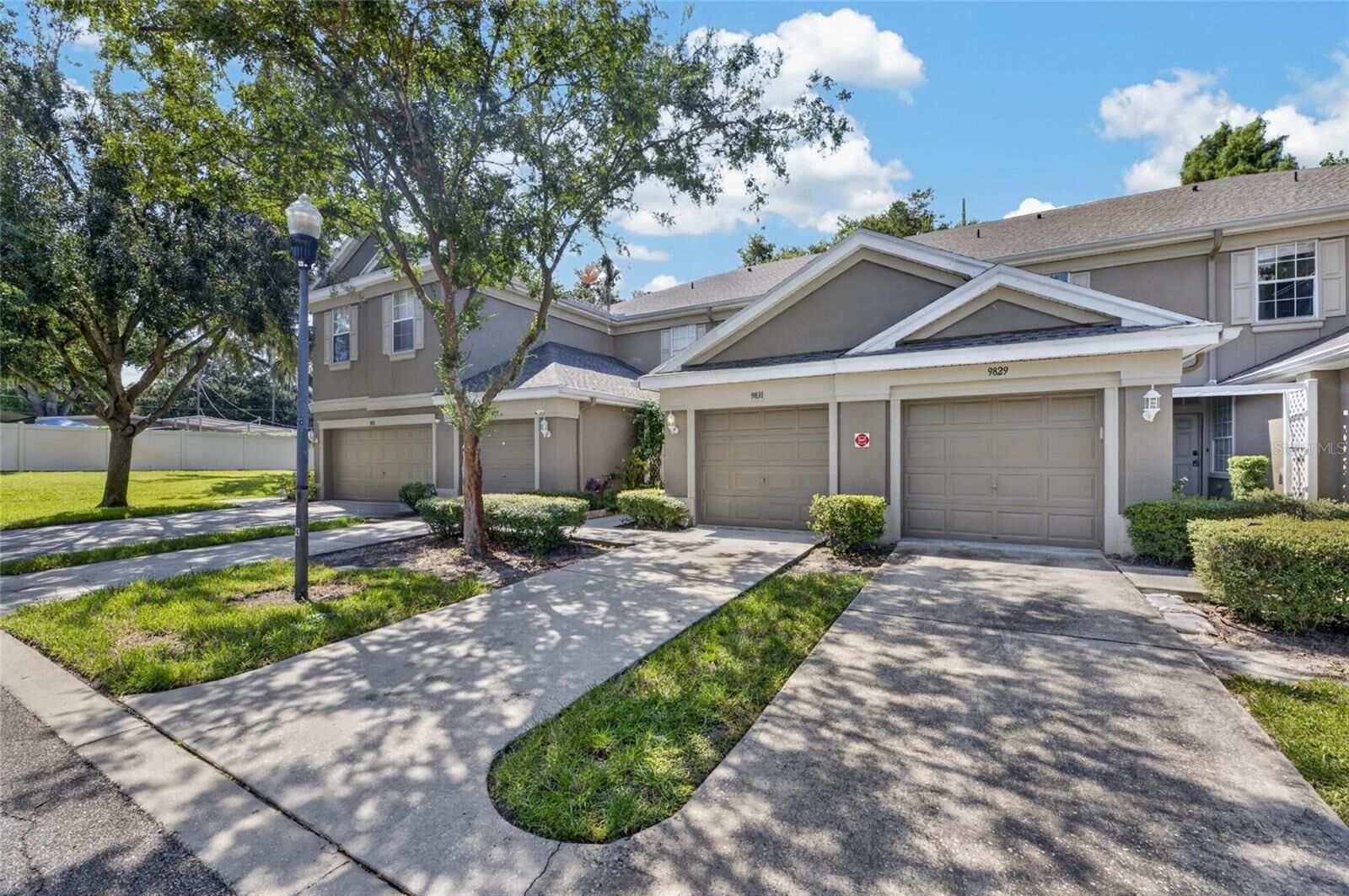 Property Photo:  9831 Blue Palm Way  FL 33610 