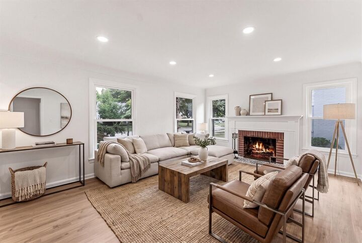 Property Photo:  14041 Vernon Street  MI 48237-1319 