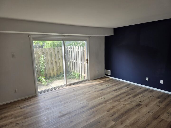 Property Photo: 3601 Kenbrooke Court MI 49006-5438