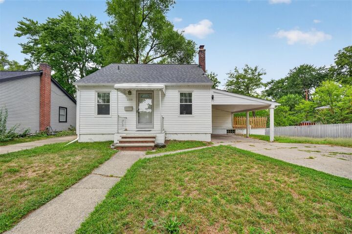 Property Photo: 230 Dick Avenue MI 48341-1800