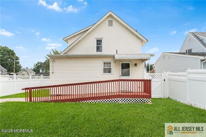 Property Photo:  12 Vanderbilt Place  NJ 07095 