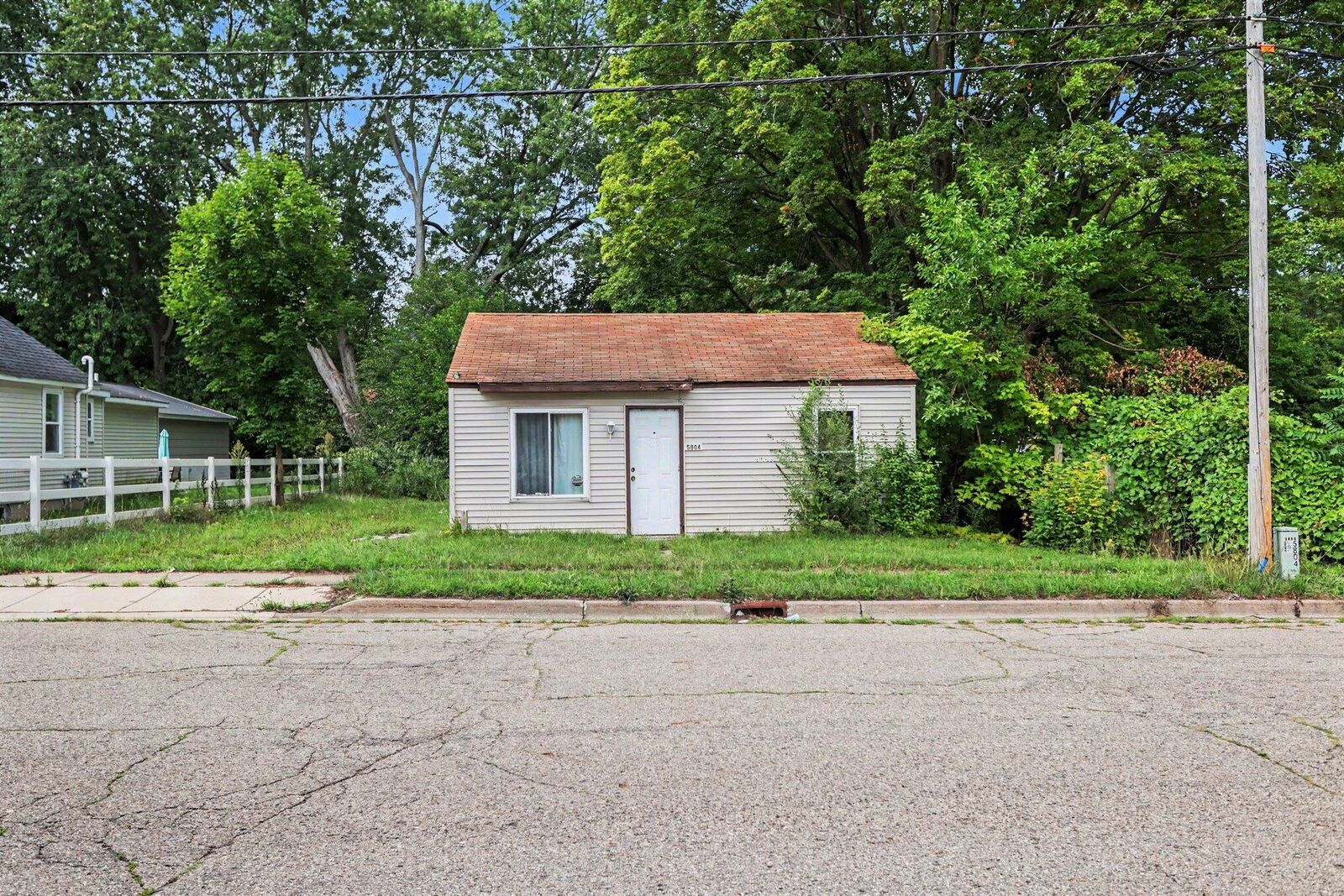 Property Photo: 5804 Vermont Avenue MI 49024