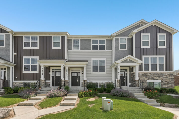 Property Photo:  2703 Martini Street  IL 60060 