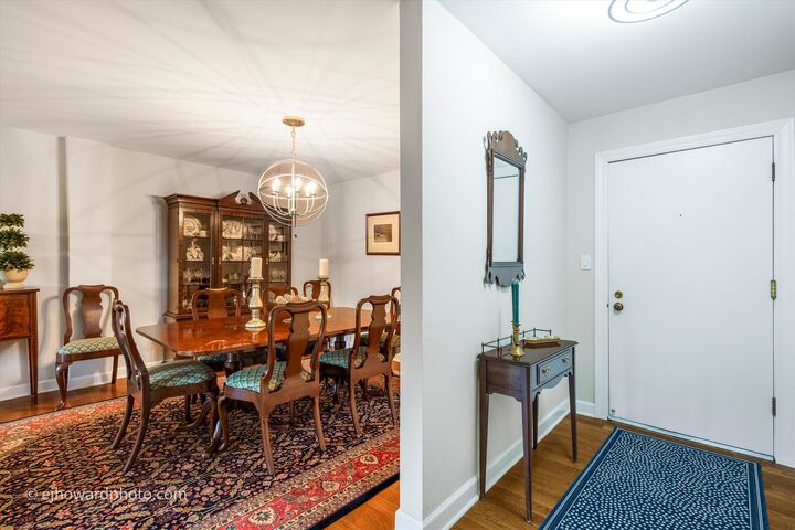 Property Photo:  701 Lake Hinsdale Drive 103  IL 60527 