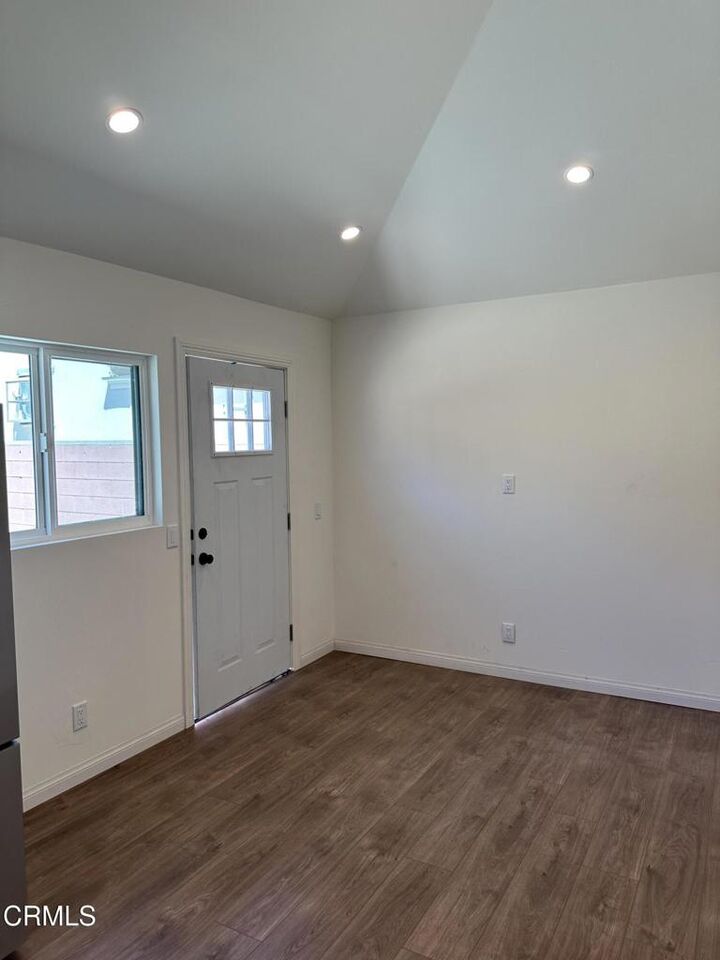 Property Photo: 7048 Murietta Avenue CA 91405