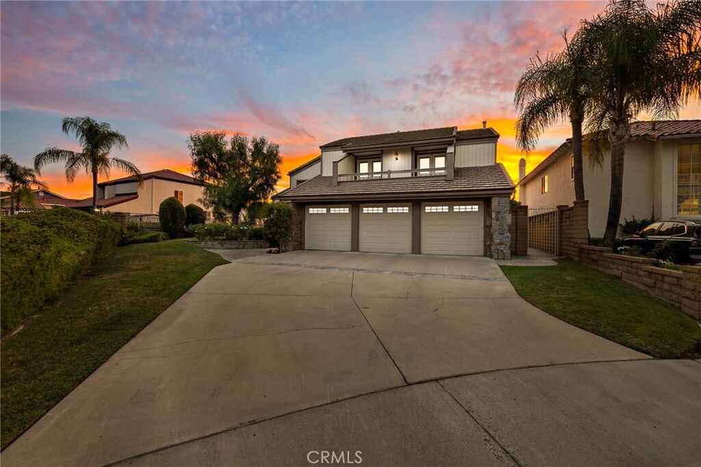 Property Photo:  22671 Puntal Lana  CA 92692 