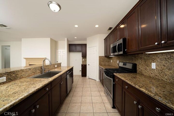 Property Photo:  22532 Venice  CA 90745 
