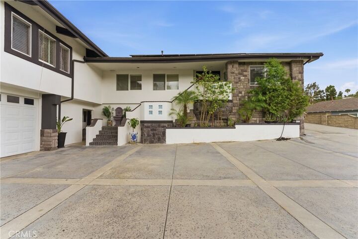 Property Photo:  520 W Hermosa  CA 92835 