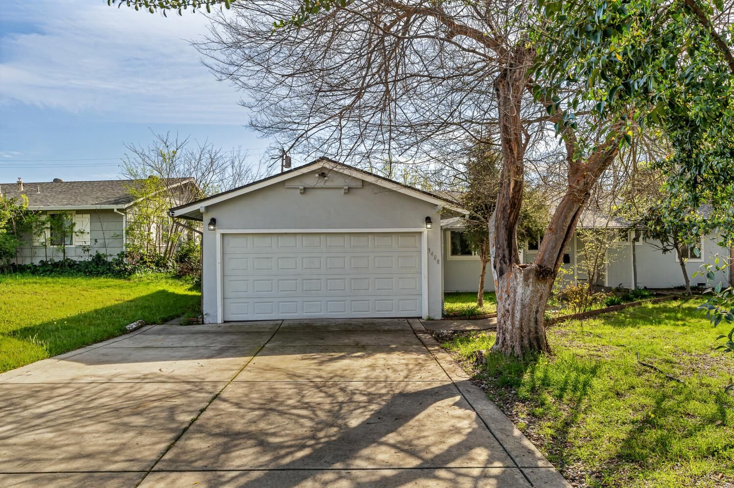 Property Photo:  7408 Westgate Drive  CA 95610 