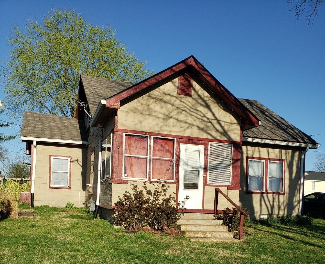 Property Photo: 2461 Old Greenbrier Pike TN 37073