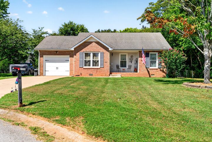 Property Photo:  1036 Angela Dr  TN 37042 