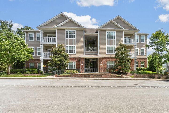 Property Photo:  8605 Peckham Ln 9  TN 37013 