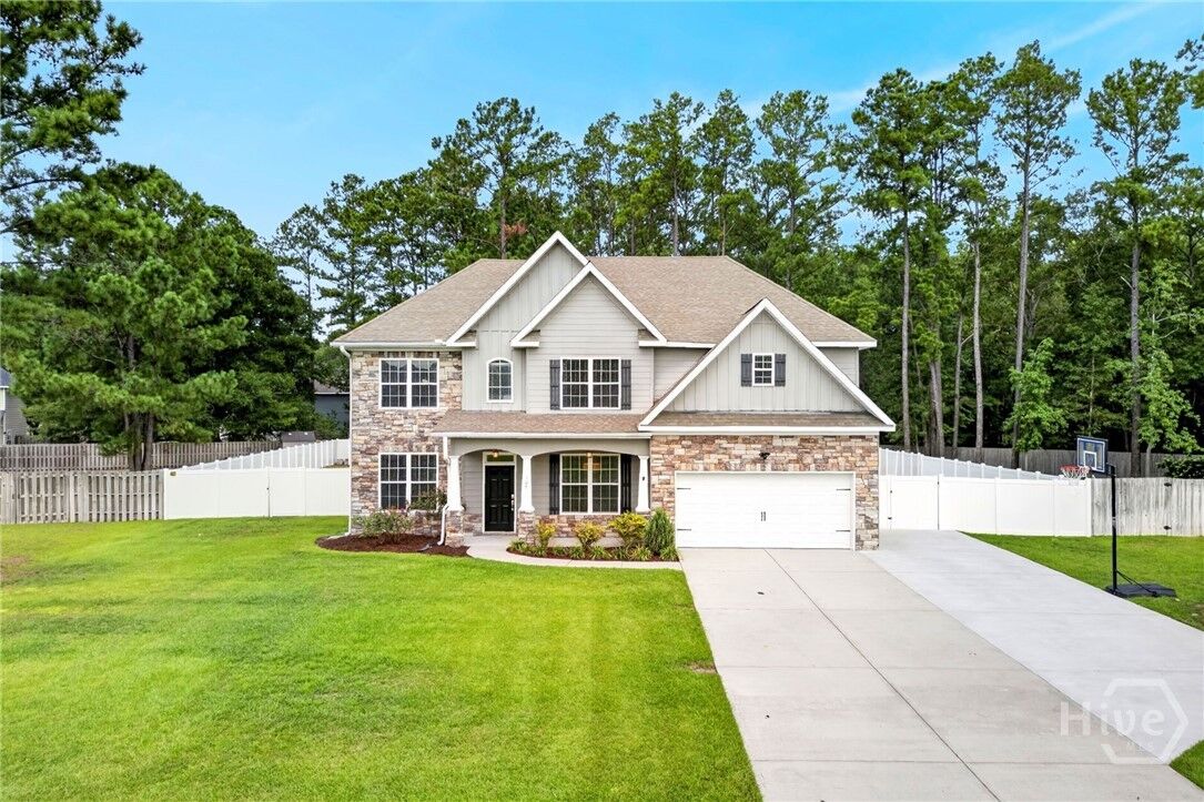 Property Photo:  107 Cypress Loop  GA 31302 