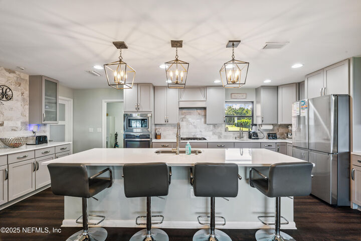 Property Photo:  3217 River Road  FL 32043 