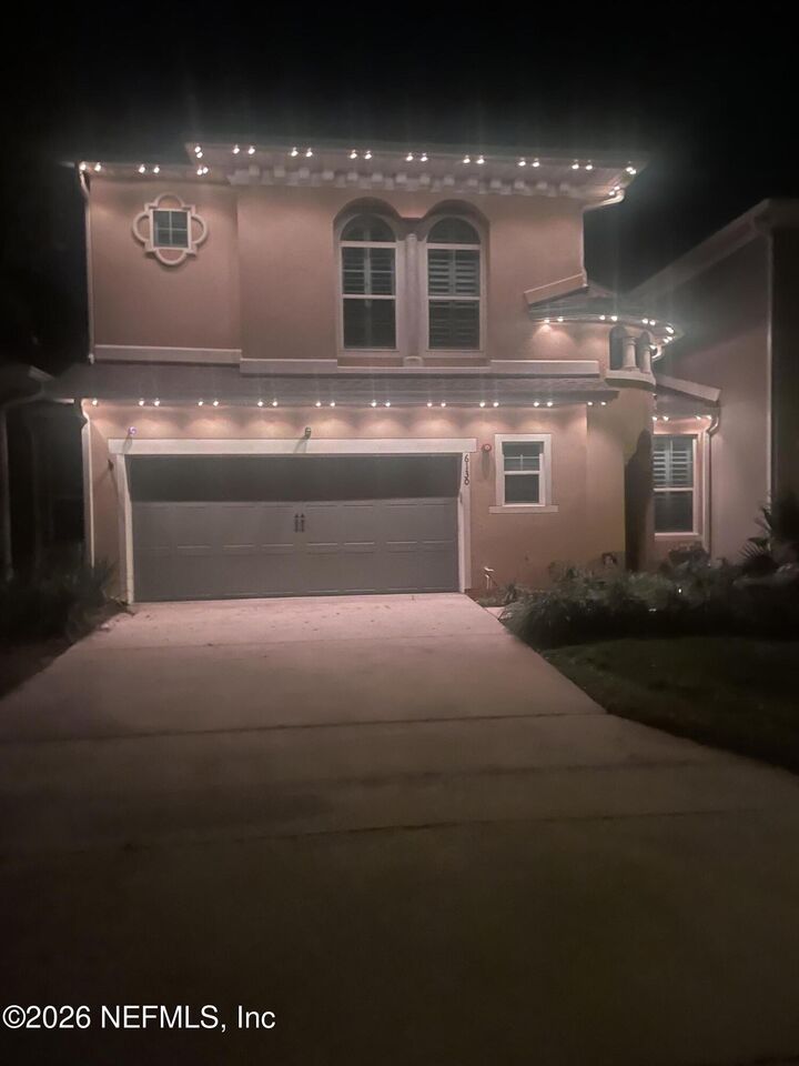 Property Photo:  6130 Clearsky Drive  FL 32258 