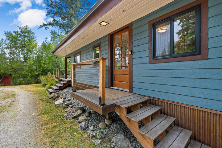 Property Photo:  2045 Lion Mountain Loop Road  MT 59937 