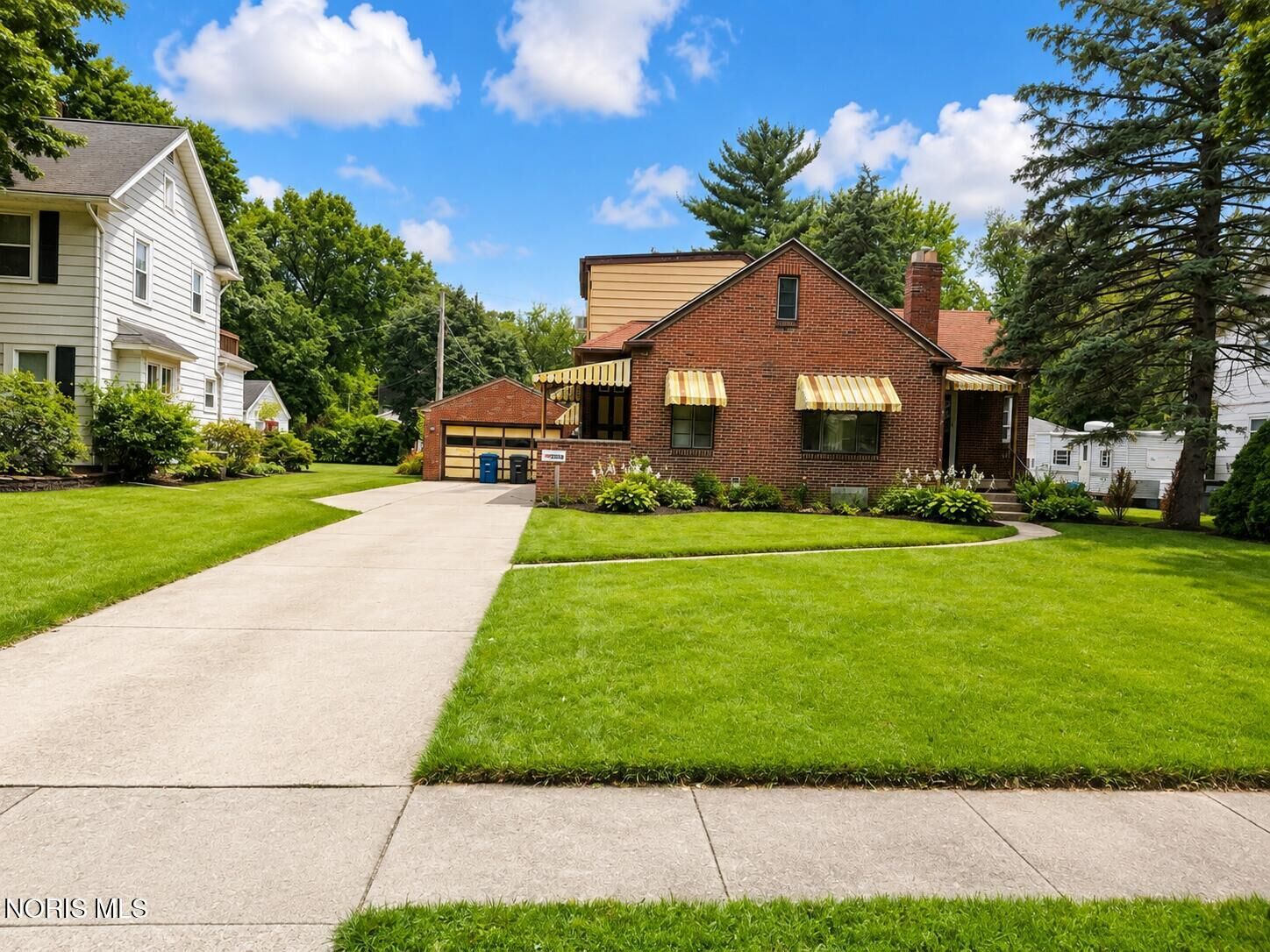 Property Photo: 2036 Eastbrook Drive OH 43613
