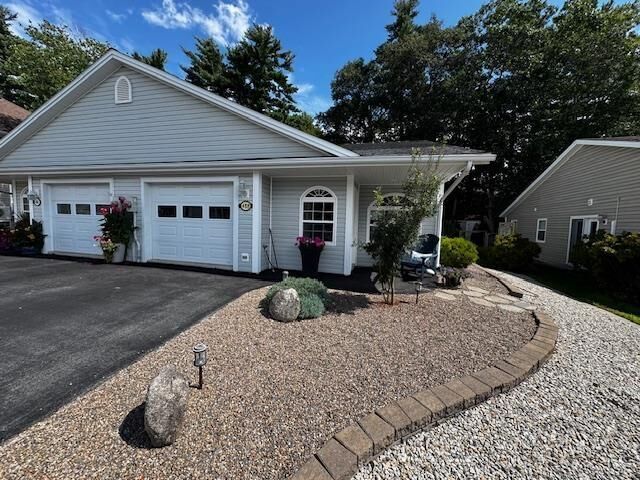 Property Photo:  488 Glen Allan Drive  NS B4V 0B1 