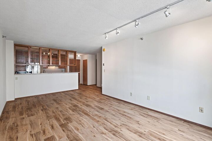 Property Photo: 433 S 7th Street 2209 MN 55415