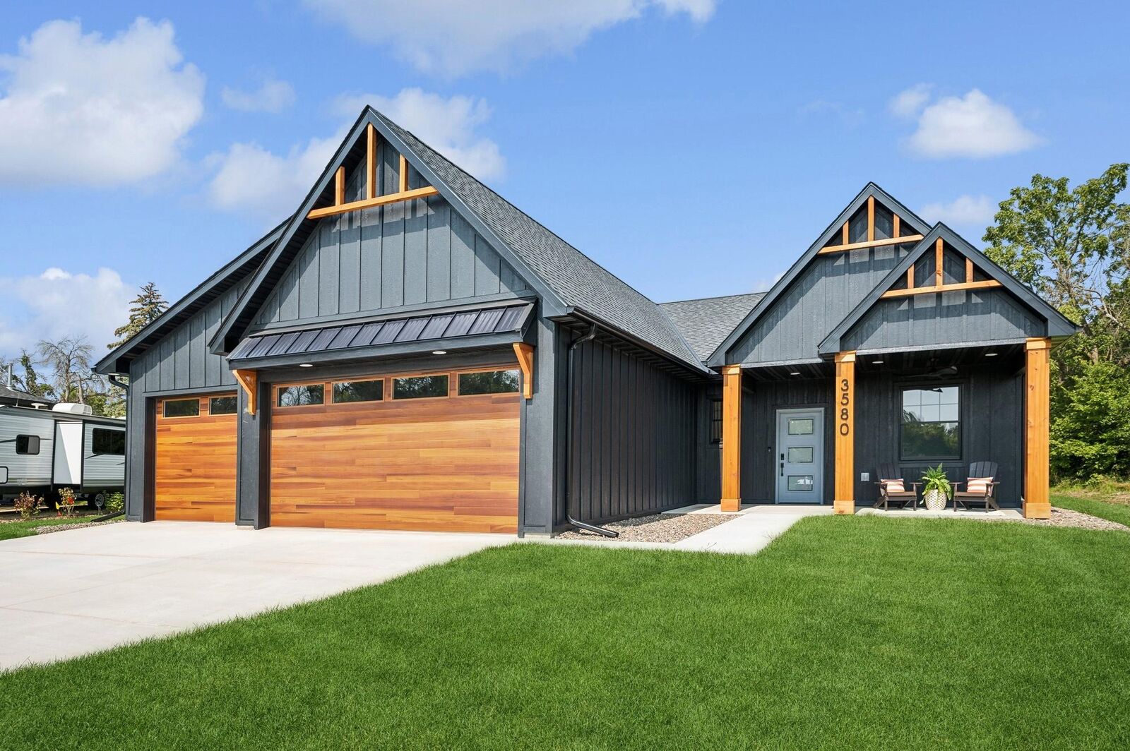 Property Photo: 3580 Rooney Place MN 55110