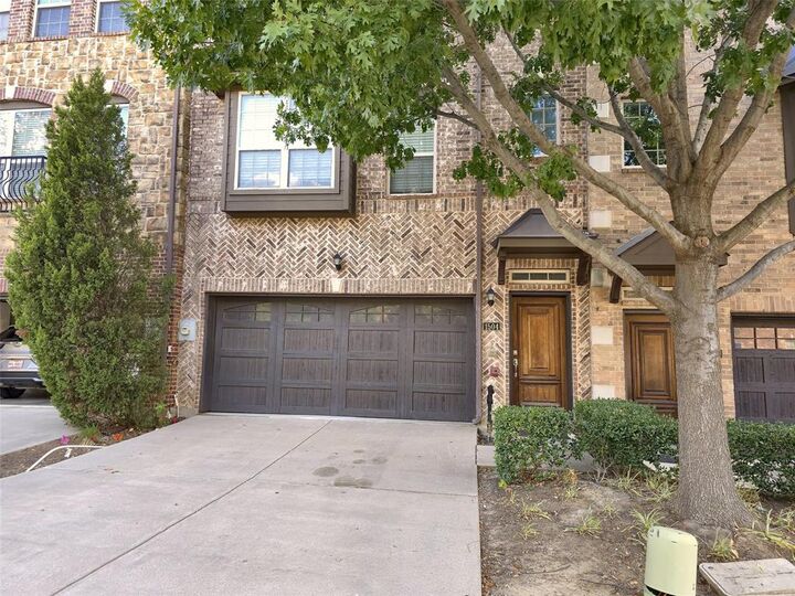 Property Photo: 1504 Fox Run Drive TX 75063