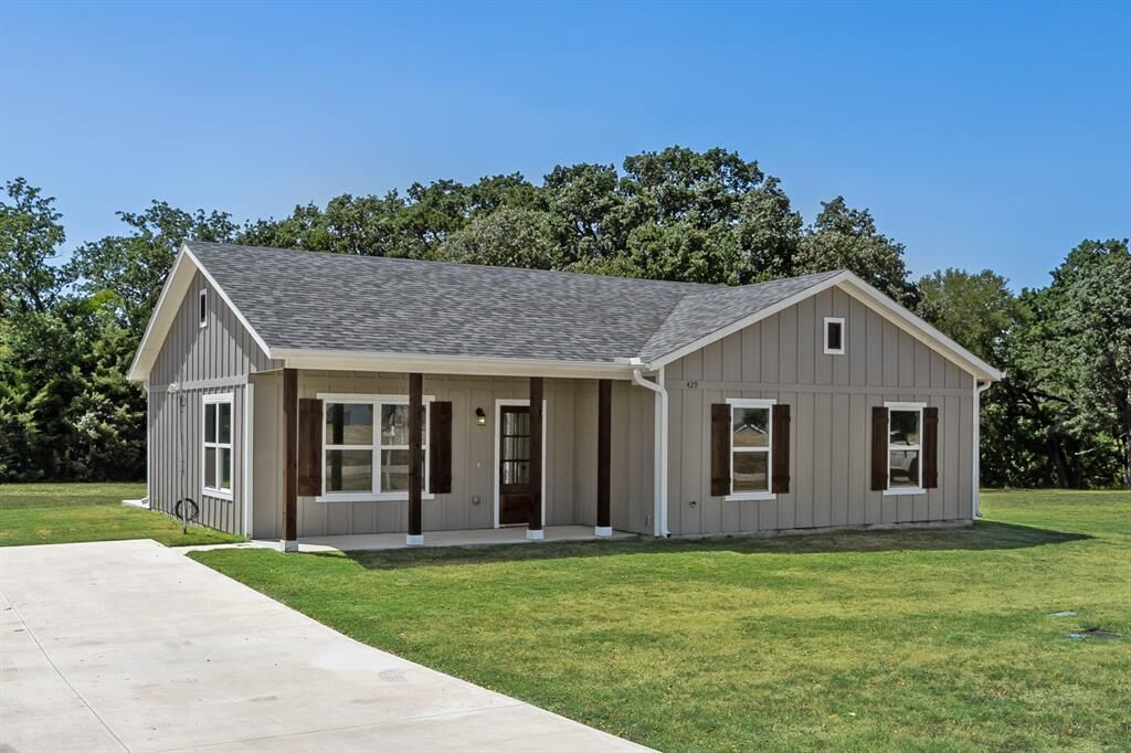 Property Photo:  429 Caro Drive  TX 75474 