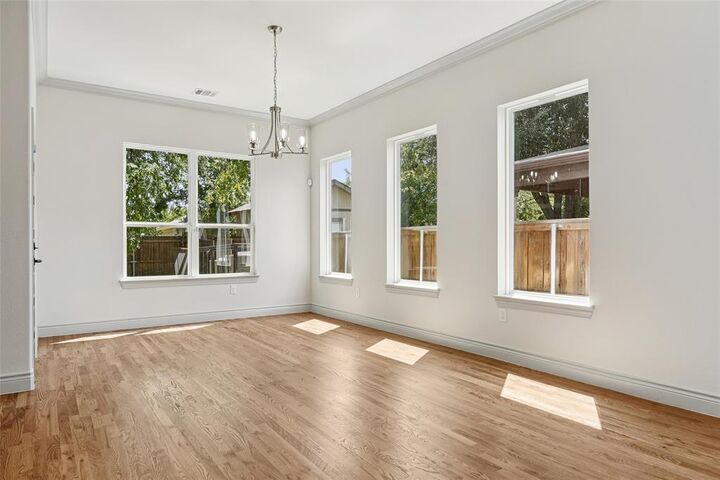 Property Photo: 2016 Calypso Street TX 75212