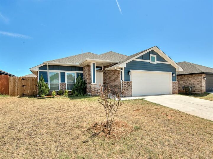 Property Photo: 2217 Arcady Avenue OK 73026